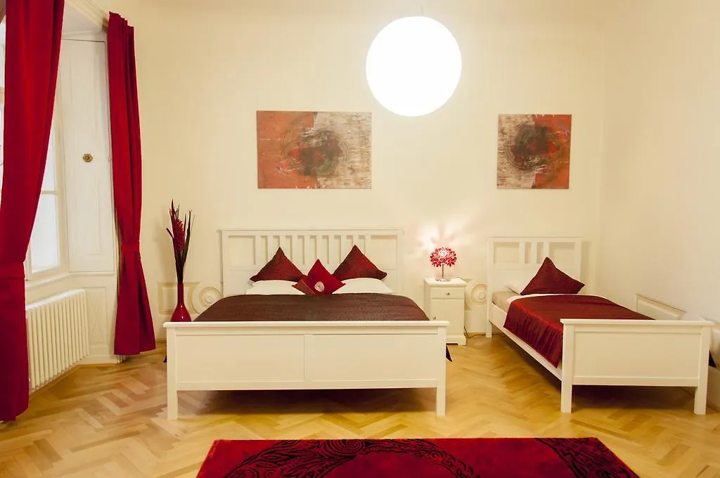 Cherry Charm Apartments Prague 0*,