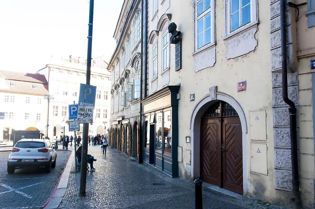 Cherry Charm Apartments Prague